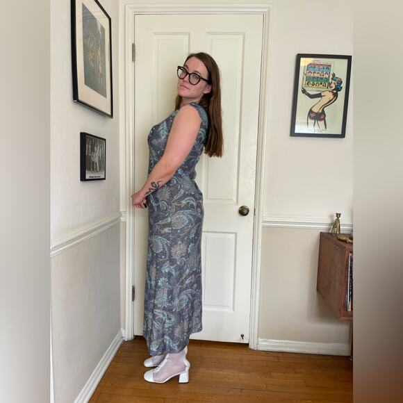 60s-70s Blue Paisley Lurex Hostess Dress - Picture 3 of 9